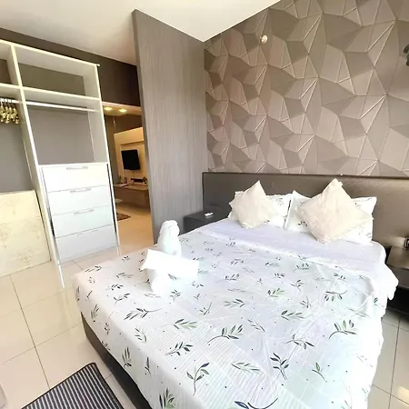 Mansion One L 5Pax 1R1B L Cityview L Gleneagle L By Perfectsweethome George Town Exterior photo