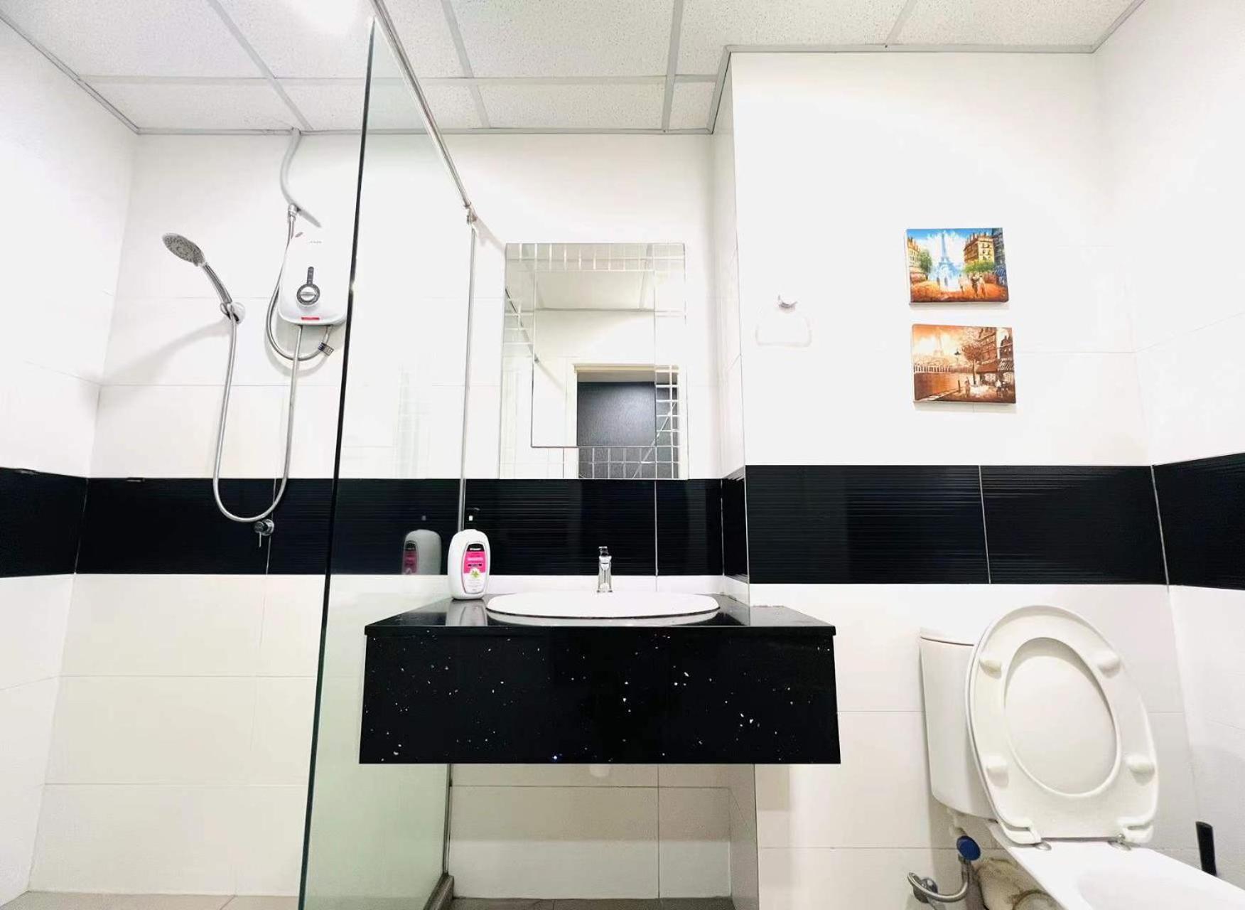 Apartemen Mansion One L 5pax 1r1b L Cityview L Gleneagle L By Perfectsweethome *