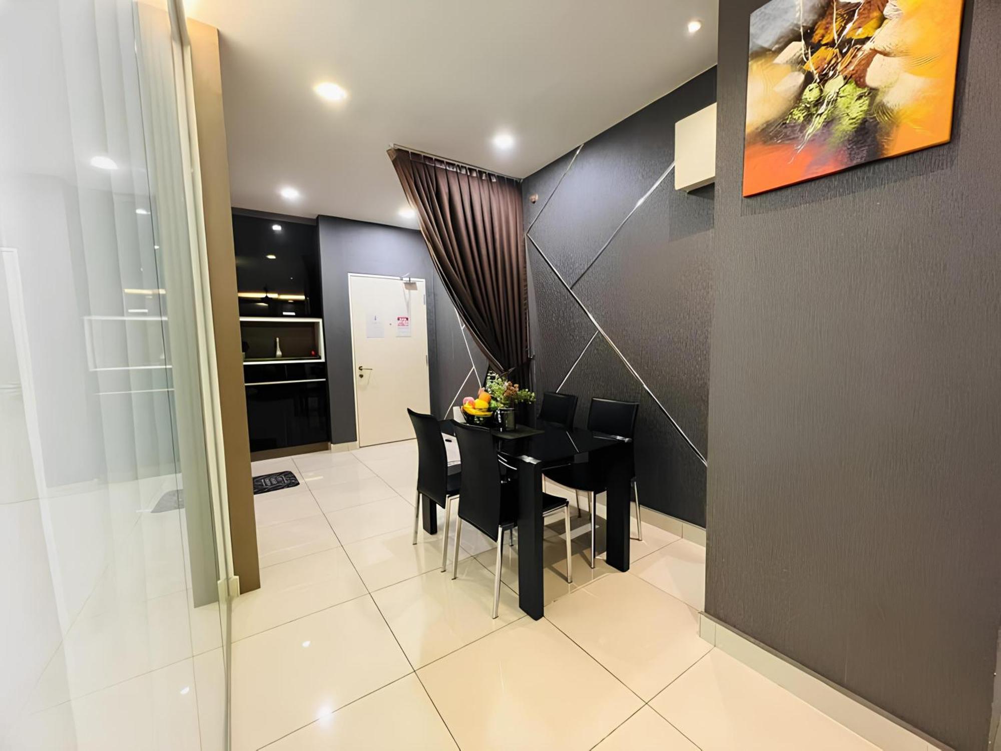 Mansion One L 5pax 1r1b L Cityview L Gleneagle L By Perfectsweethome
